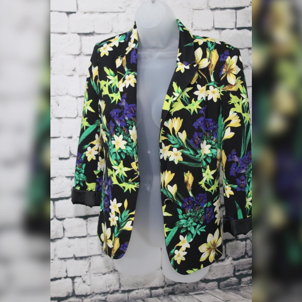 Floral blazer